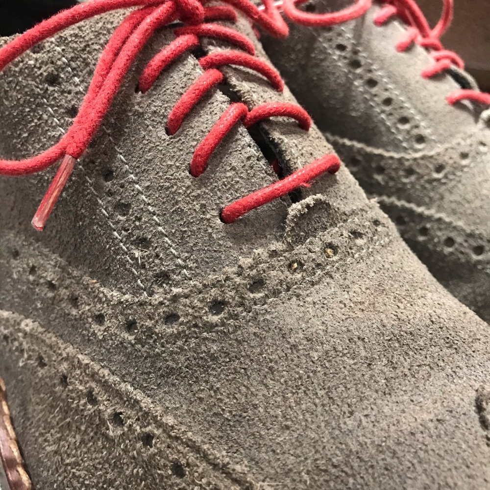COLE HAAN Gray Wingtips